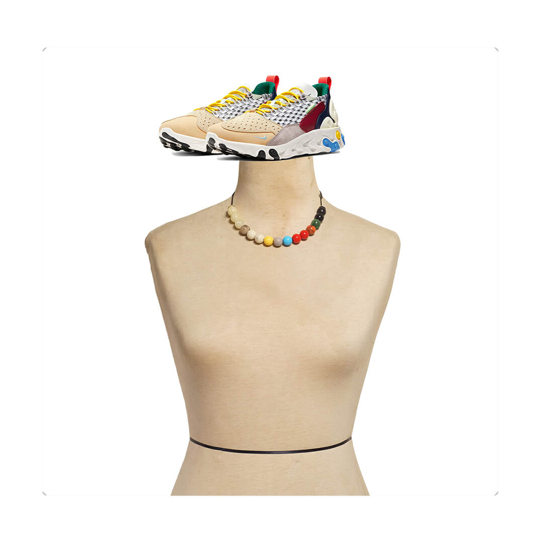 Choker elástico de cuentas multicolor, liviano, cómodo, versátil y atemporal. Diseño conceptual latinoamericano unisex.