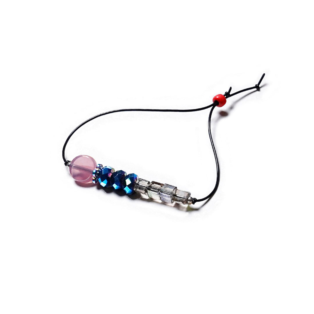 Pulsera multicolor elástica, ajustable, liviana, cómoda, versátil y atemporal. Diseño conceptual latinoamericano. Escala micro.